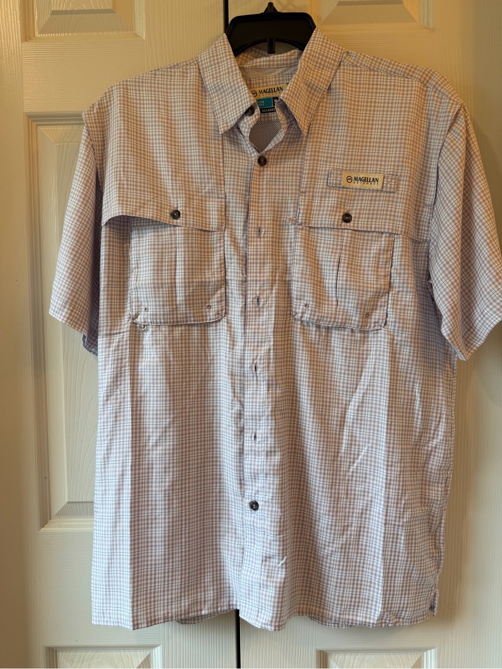 Magellan Outdoors Men's Short-Sleeve Plaid Fishing Shirt - Light Blue/Gray